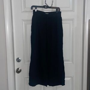 Abercrombie & Fitch wide legged linen pant